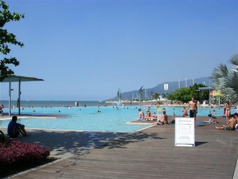 83 Esplanade, Cairns QLD 4870