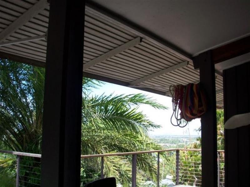 9 Bellevue Crescent, Edge Hill QLD 4870