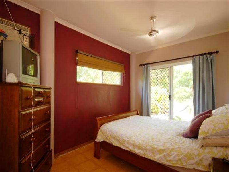 4 Bedarra Close, Mount Sheridan QLD 4868