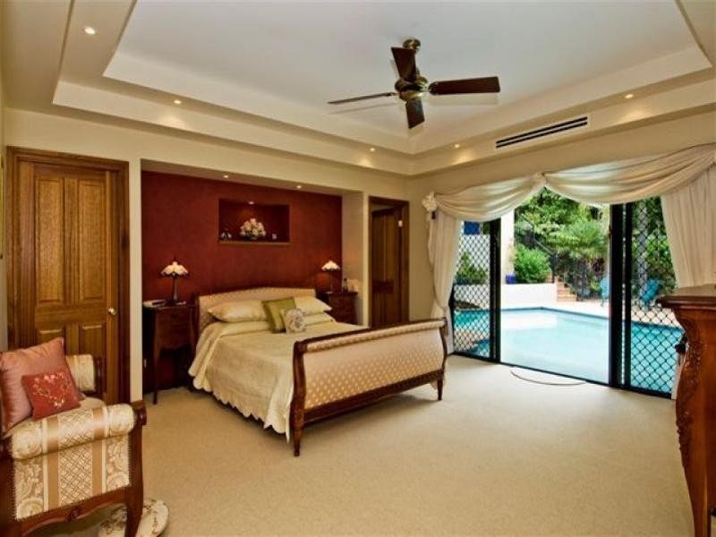 46 East Parkridge Drive, Whitfield QLD 4870
