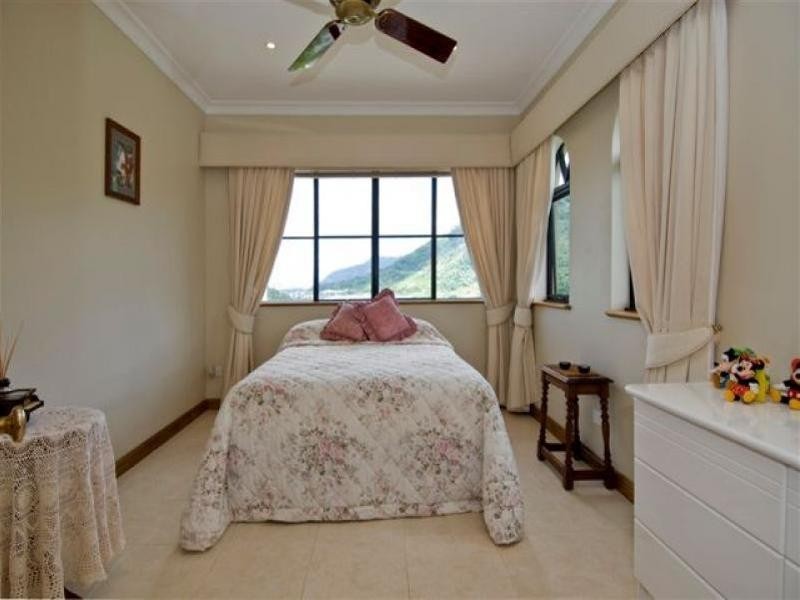 46 East Parkridge Drive, Whitfield QLD 4870