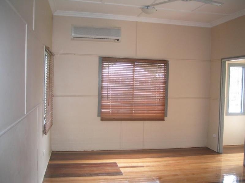 18 Barrett Street, Bungalow QLD 4870