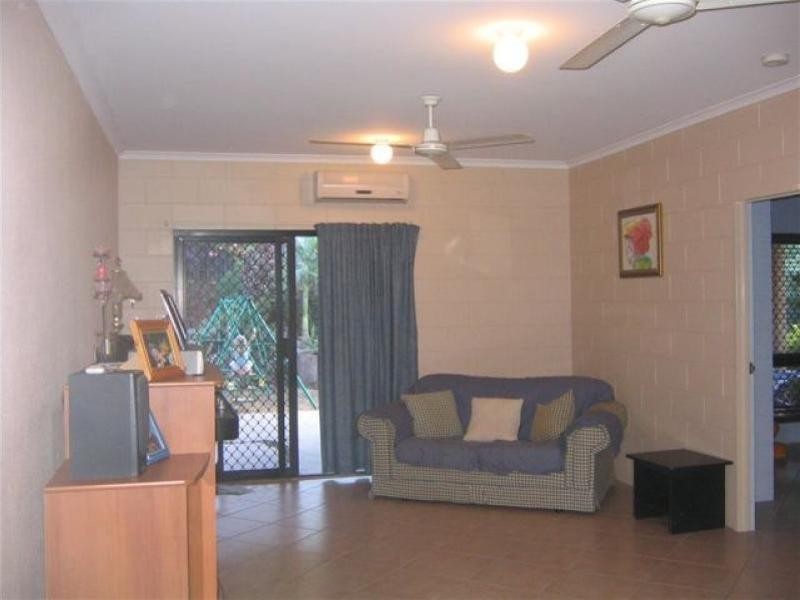 37 Pilosa Street, Redlynch QLD 4870