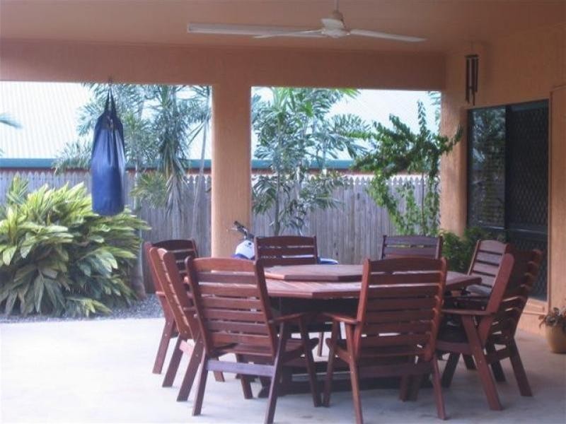 37 Pilosa Street, Redlynch QLD 4870