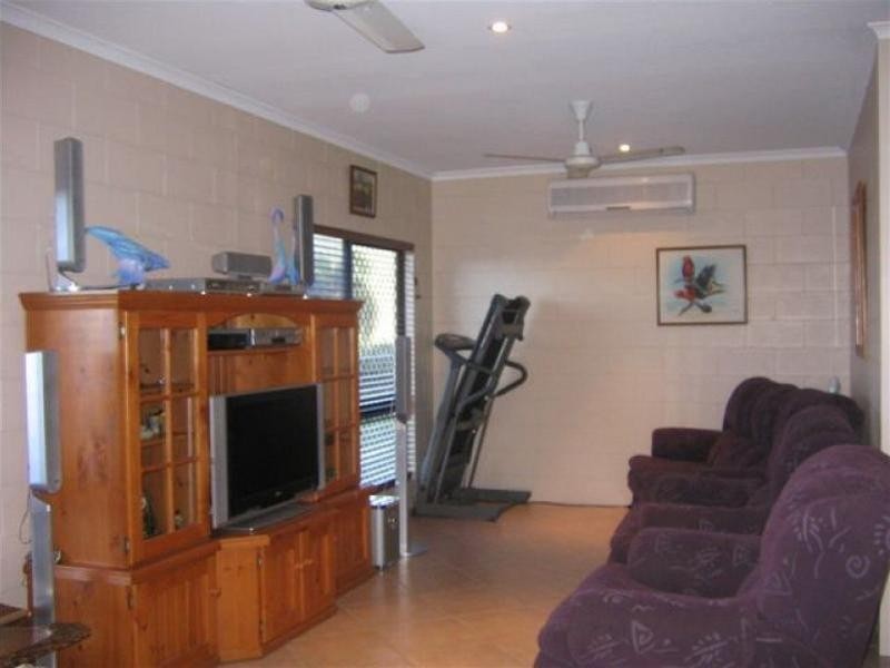 37 Pilosa Street, Redlynch QLD 4870