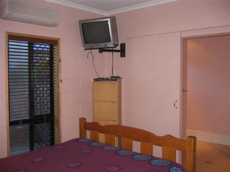 37 Pilosa Street, Redlynch QLD 4870