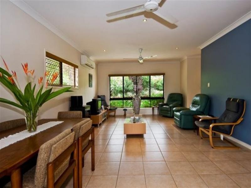 7 Barcoo Close, Bentley Park QLD 4869
