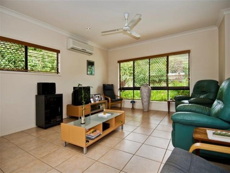 7 Barcoo Close, Bentley Park QLD 4869