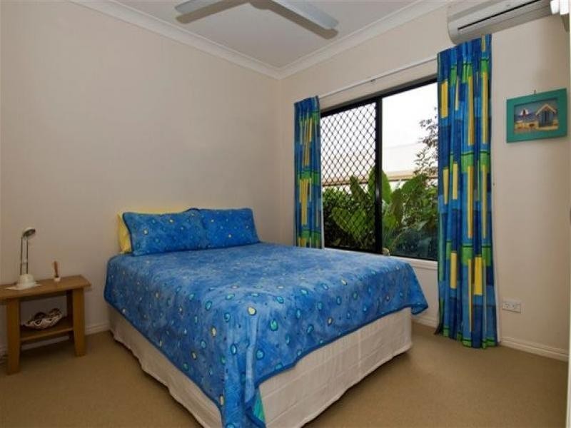 7 Barcoo Close, Bentley Park QLD 4869