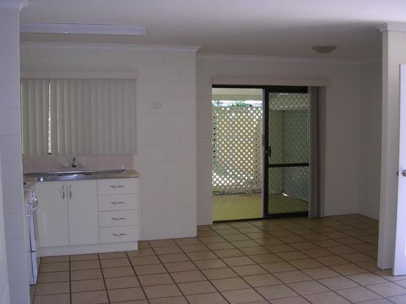 26 Oleander Street, Holloways Beach QLD 4878