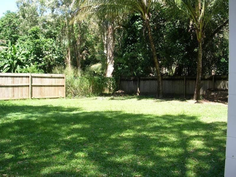 26 Oleander Street, Holloways Beach QLD 4878