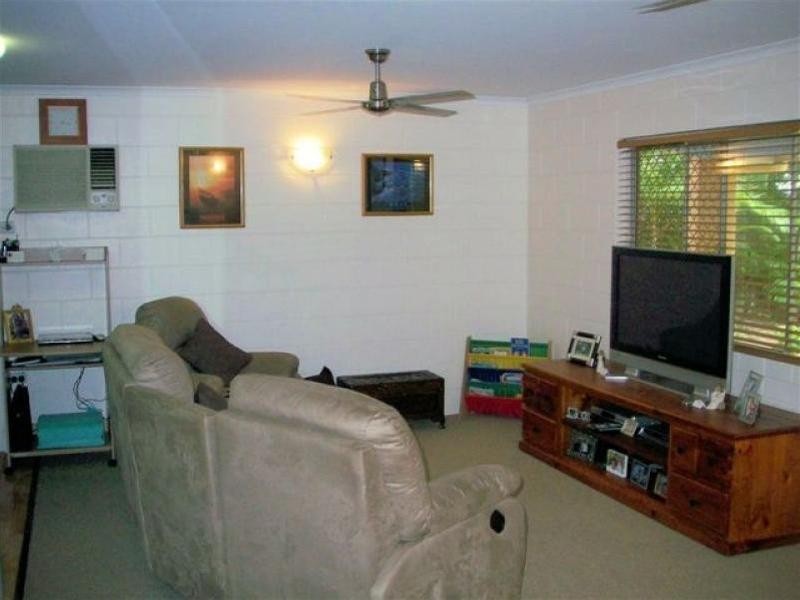 7 Mulligan Street, Manoora QLD 4870