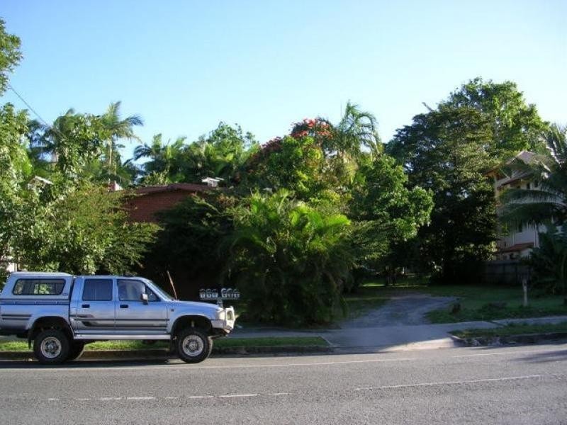 35 Digger Street, Cairns North QLD 4870