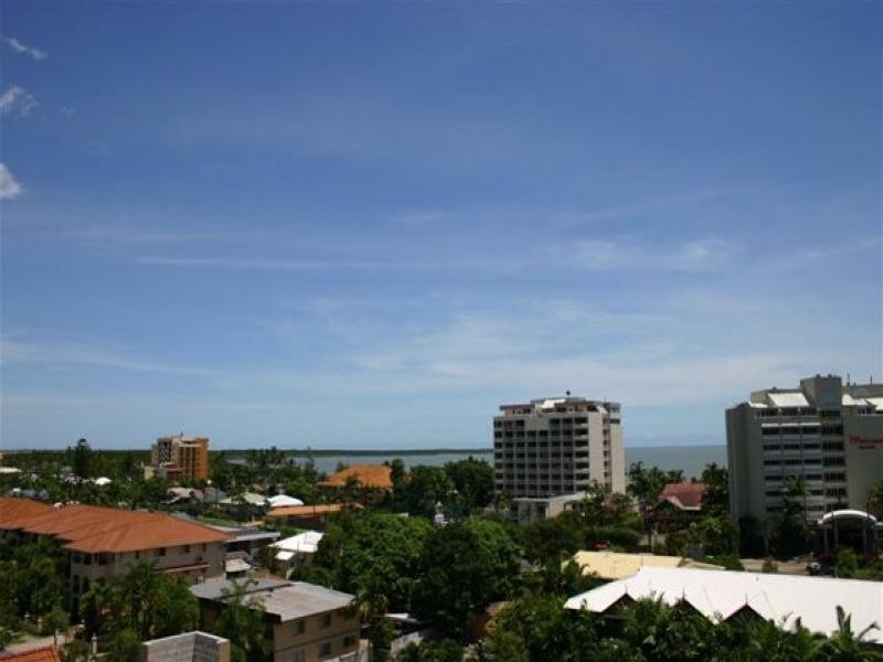 21 Digger Street, Cairns North QLD 4870