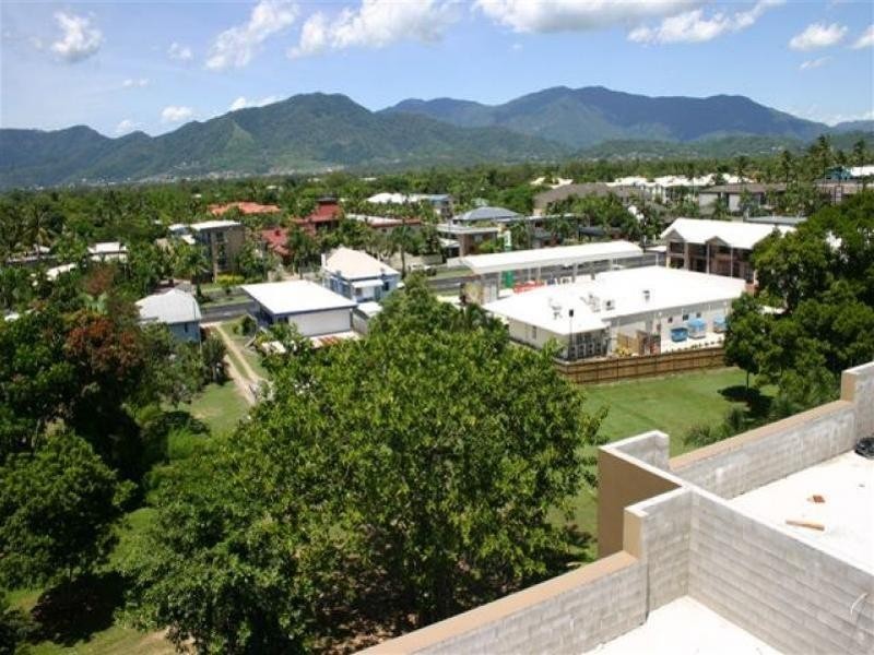 21 Digger Street, Cairns North QLD 4870
