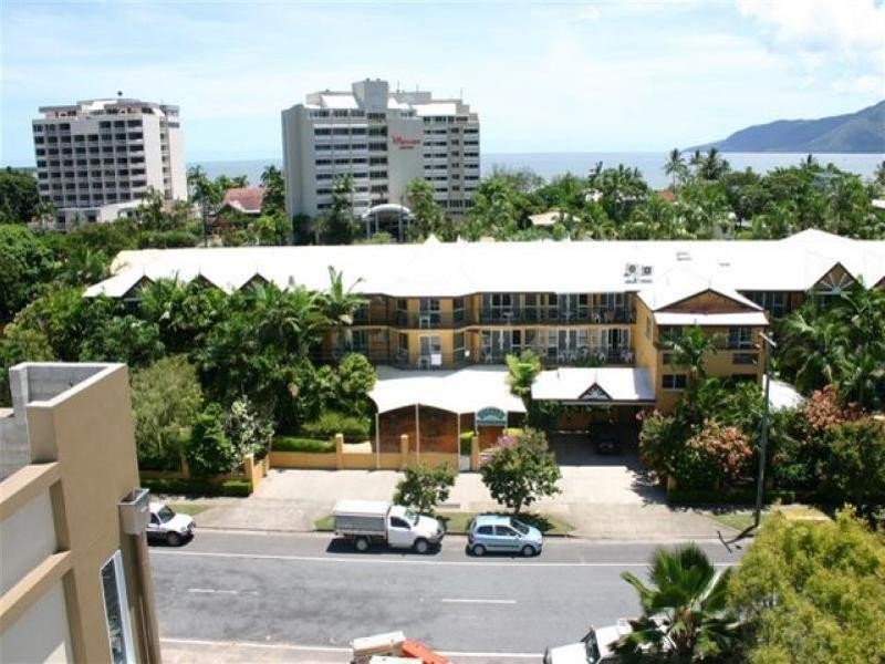 21 Digger Street, Cairns North QLD 4870