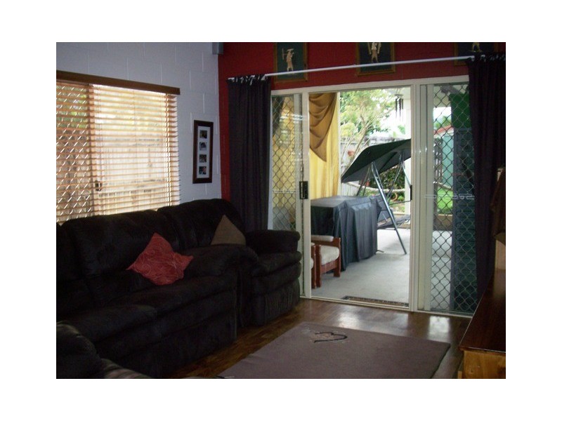 14 Ferngully Street, White Rock QLD 4868