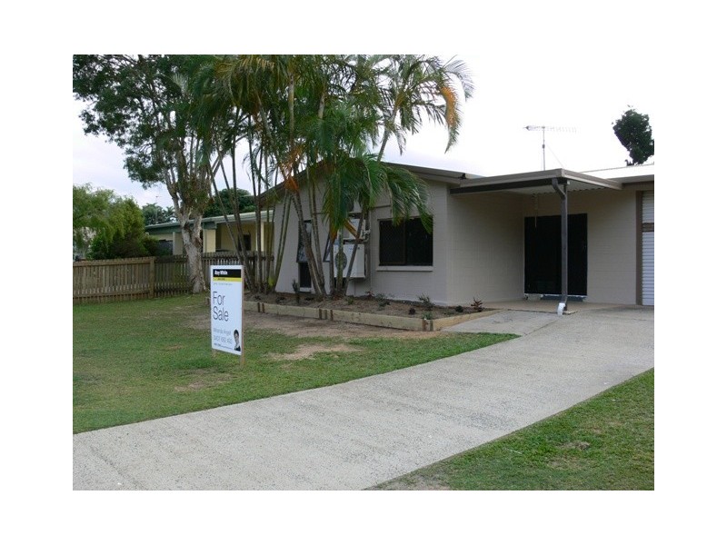 30 Lyndel Drive, Woree QLD 4868