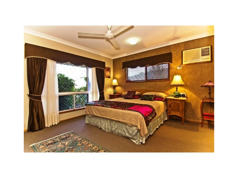 33 Dorunda, Mount Sheridan QLD 4868