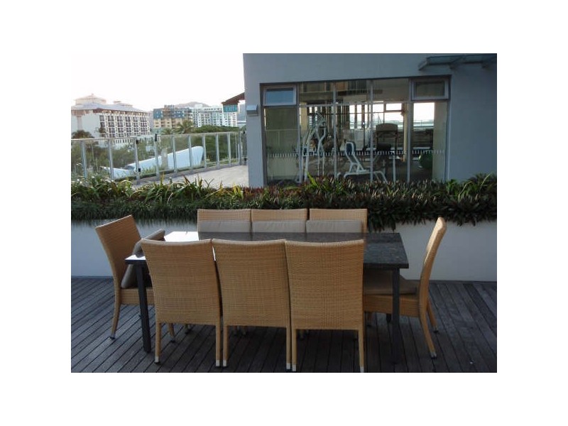 1 Marlin Parade, Cairns City QLD 4870