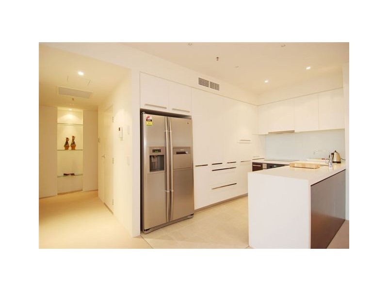 1 Marlin Parade, Cairns City QLD 4870