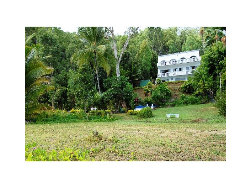 2461 Yarrabah Road, East Trinity QLD 4871