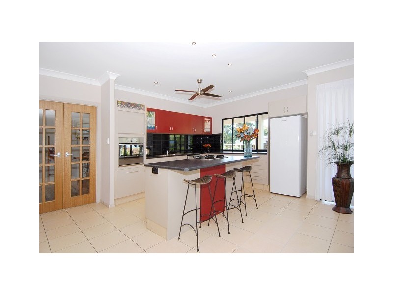 13 Quoll Close, Redlynch QLD 4870