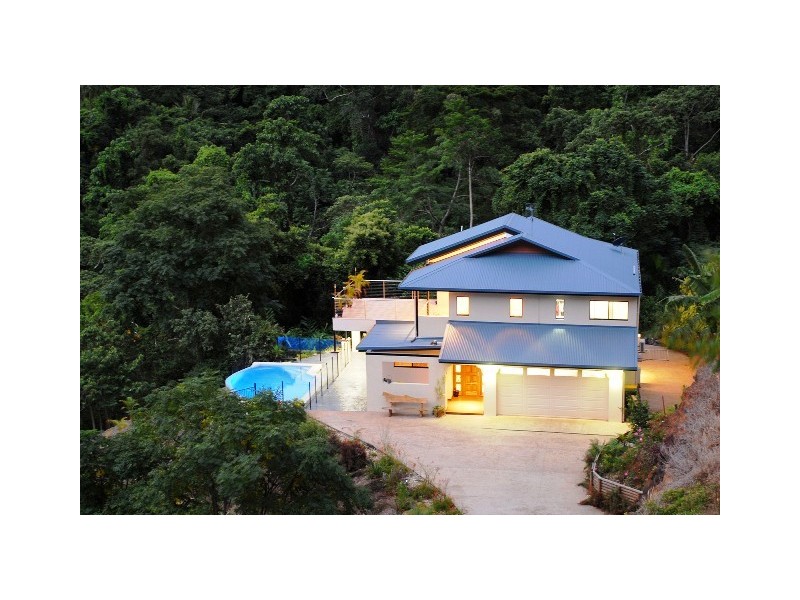 38-40 Osprey Close, Bayview Heights QLD 4868