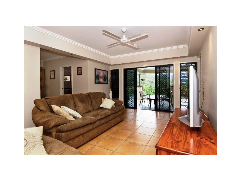 38-40 Osprey Close, Bayview Heights QLD 4868