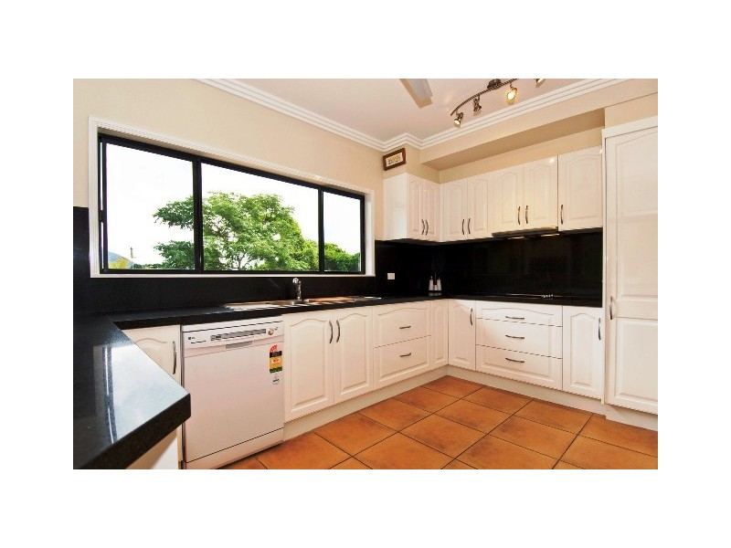 38-40 Osprey Close, Bayview Heights QLD 4868