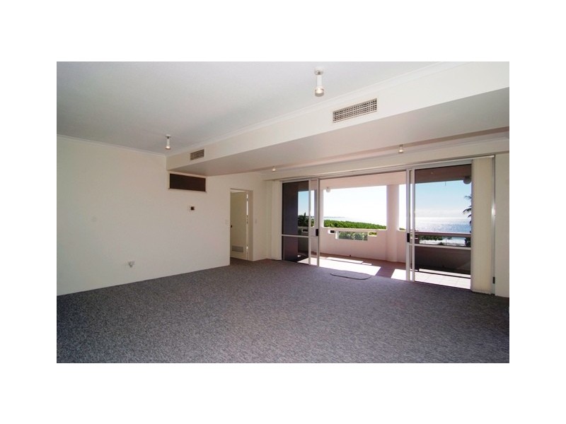 279 Esplanade, Cairns North QLD 4870