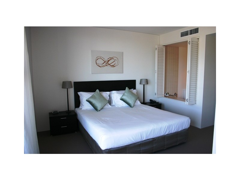1 Marlin Parade, Cairns City QLD 4870