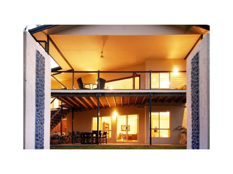 13 Tamar, Mount Sheridan QLD 4868