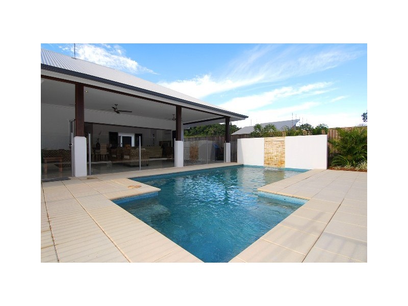 49 Red Peak Boulevard, Caravonica QLD 4878