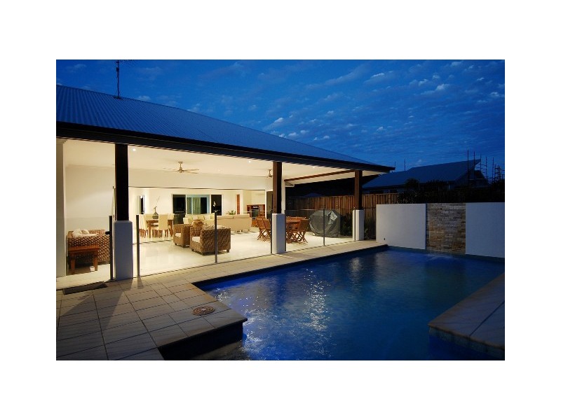 49 Red Peak Boulevard, Caravonica QLD 4878