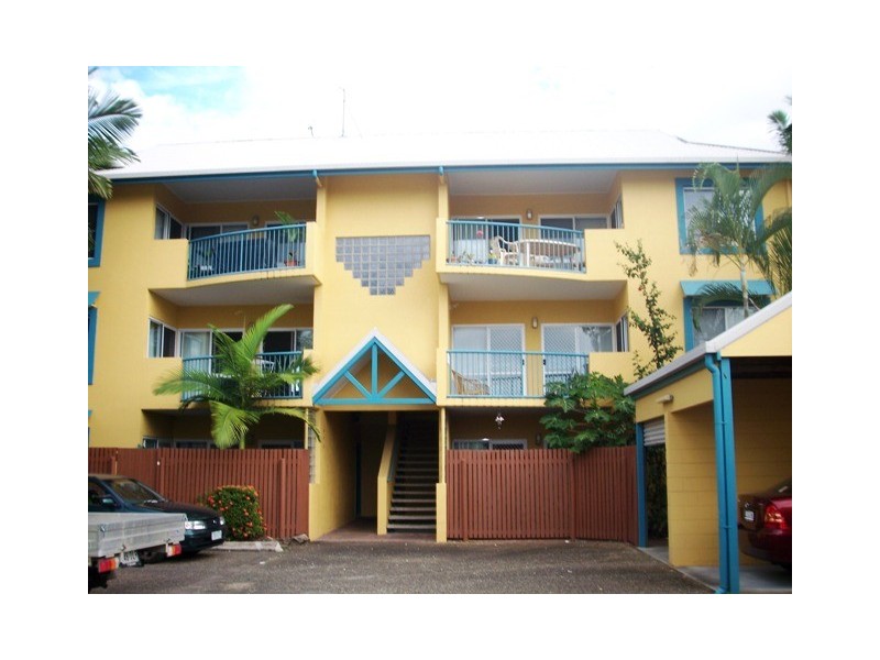 4 Brown Street, Woree QLD 4868