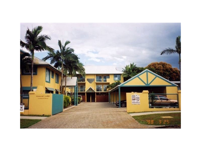 4 Brown Street, Woree QLD 4868