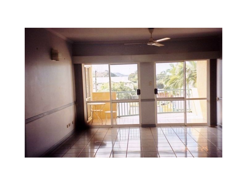 4 Brown Street, Woree QLD 4868