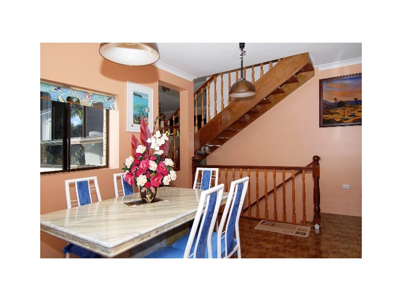 56 Koppen Terrace, Mooroobool QLD 4870