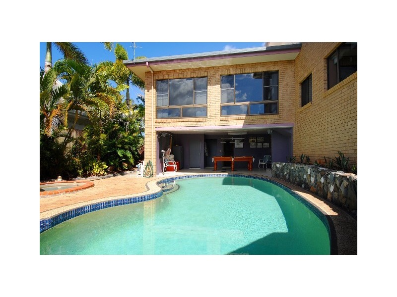 56 Koppen Terrace, Mooroobool QLD 4870