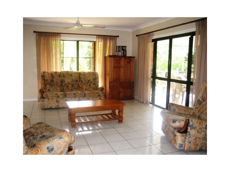 82 Currunda Close, Redlynch QLD 4870