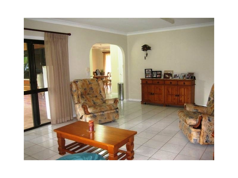 82 Currunda Close, Redlynch QLD 4870