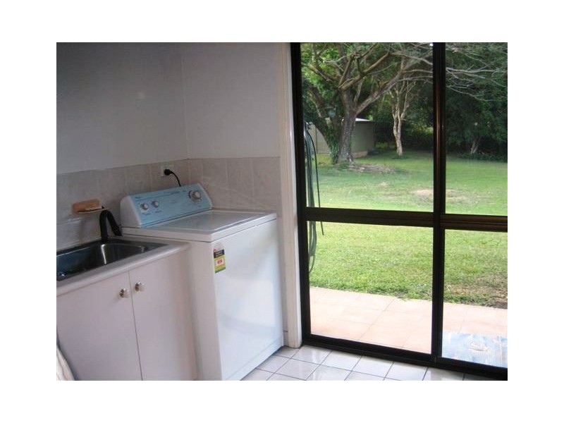 82 Currunda Close, Redlynch QLD 4870