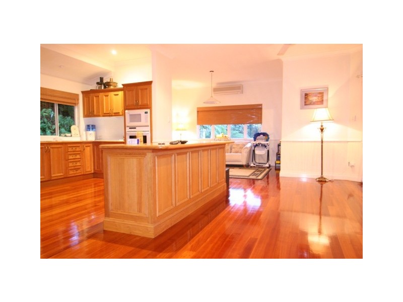 24 Oceanview Place, Mooroobool QLD 4870