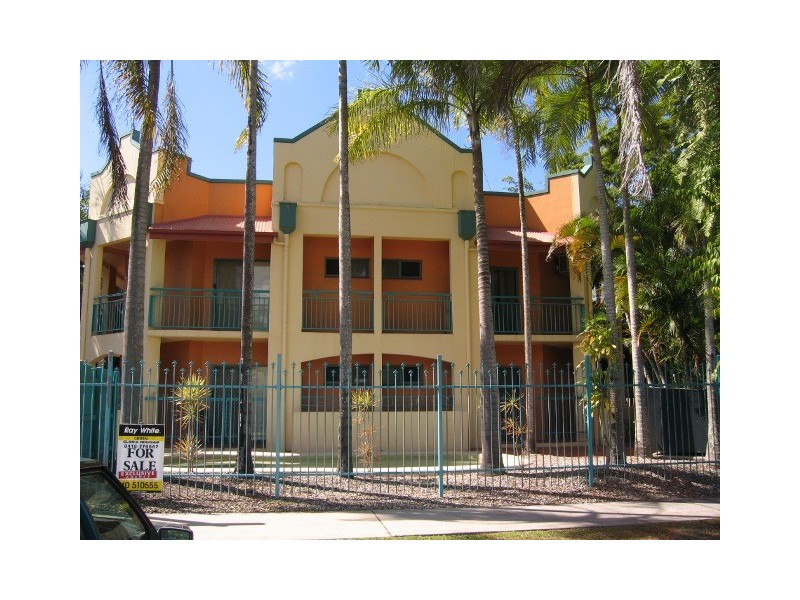 32 Little Street, Manunda QLD 4870