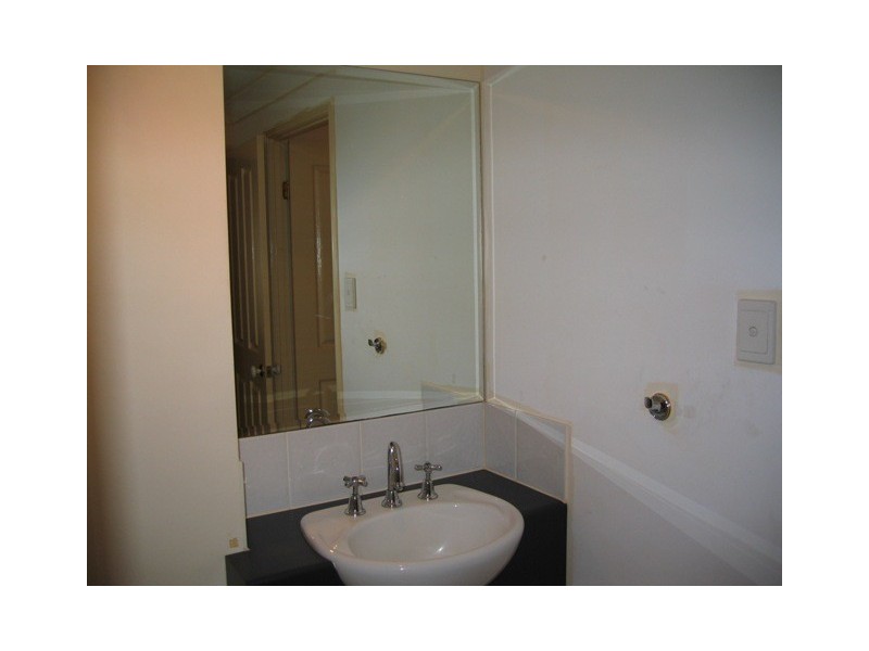 32 Little Street, Manunda QLD 4870