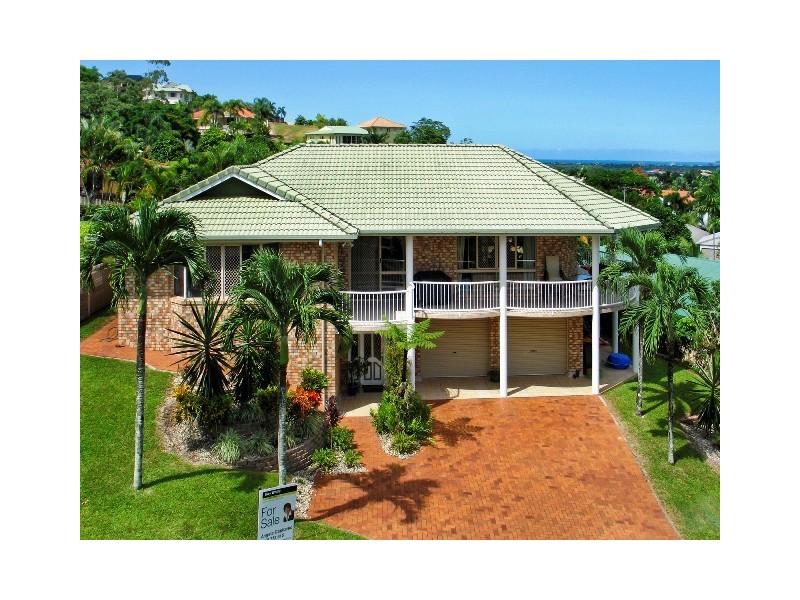 40 Summer Hill Drive, Cairns QLD 4870