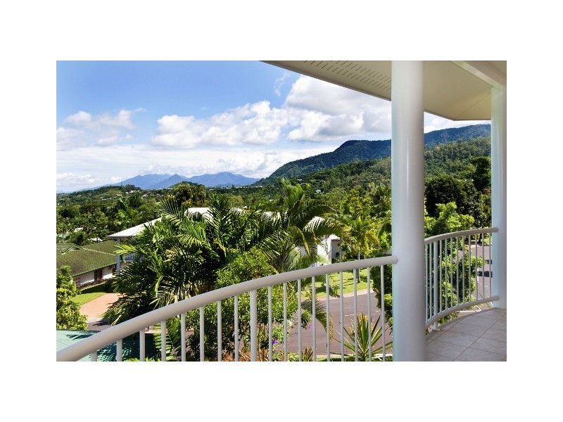 40 Summer Hill Drive, Cairns QLD 4870