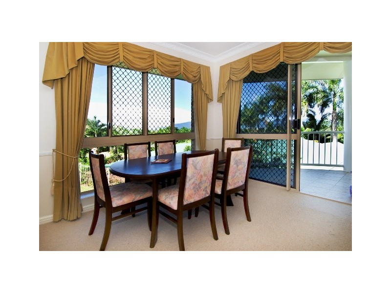 40 Summer Hill Drive, Cairns QLD 4870