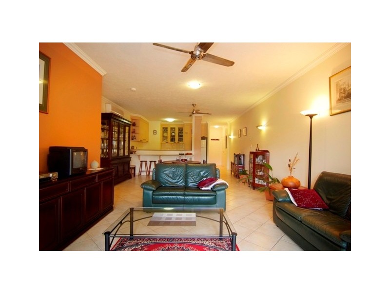 304 Lake Street, Cairns North QLD 4870